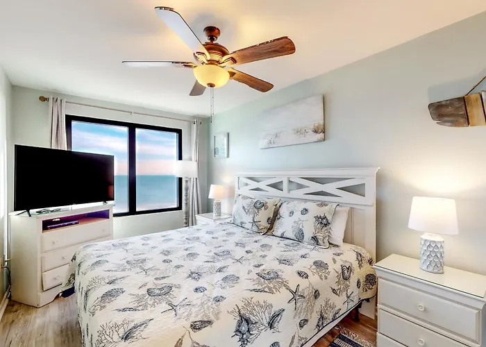 Apartment Island Winds West #578
